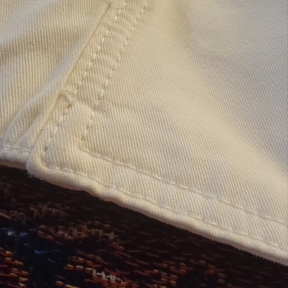 Mango's off-white oversized denim vest - Picture 3 of 7